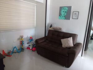 Cd4f98c5 4c6b 43fa Af61 138d95725ed8 300x225